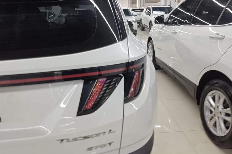 Used Hyundai Tucson 2021 Tucson L 1.5T DCT Luxury Prestige Edition Right Rear Taillight