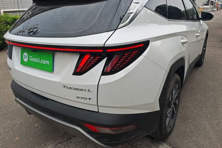 Used Hyundai Tucson 2021 Tucson L 1.5T DCT GLX Elite Edition Right Rear Taillight