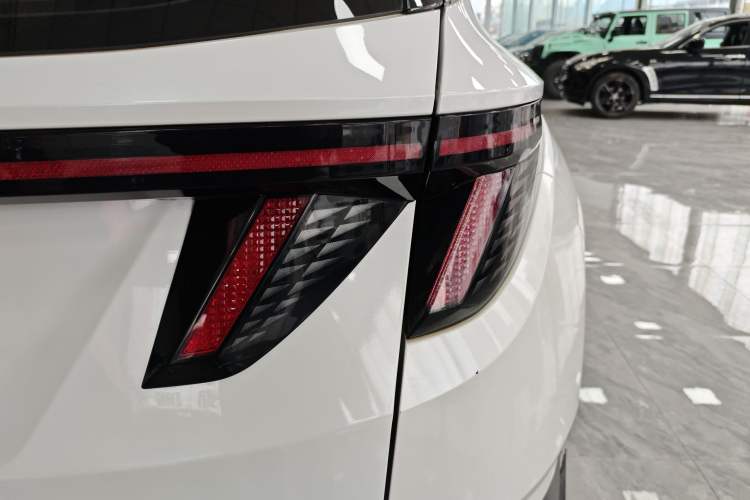 Used Hyundai Tucson 2021 Tucson L 1.5T DCT Luxury Prestige Edition Right Rear Taillight