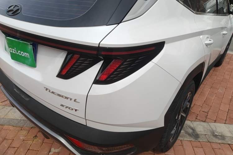 Used Hyundai Tucson 2021 Tucson L 1.5T DCT GLX Elite Edition Right Rear Taillight