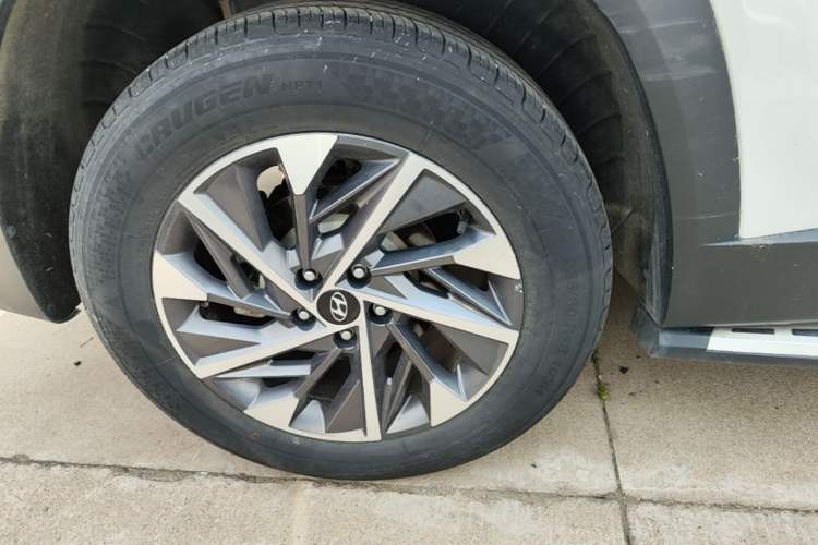 Used Hyundai Tucson 2021 Tucson L 1.5T DCT GLX Elite Edition Right Rear Wheel Hub