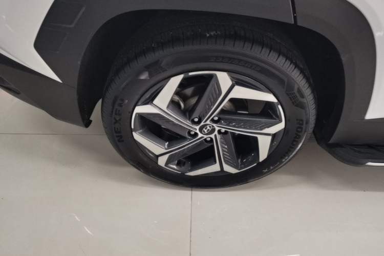 Used Hyundai Tucson 2021 Tucson L 1.5T DCT Luxury Prestige Edition Right Rear Wheel Hub