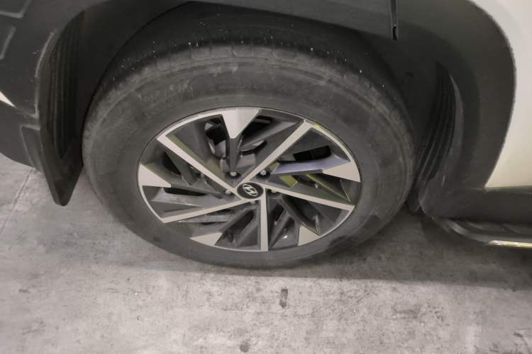 Used Hyundai Tucson 2021 Tucson L 1.5T DCT GLX Elite Edition Right Rear Wheel Hub