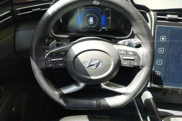 Used Hyundai Tucson 2021 Tucson L 1.5T DCT GLX Elite Edition Steering Wheel