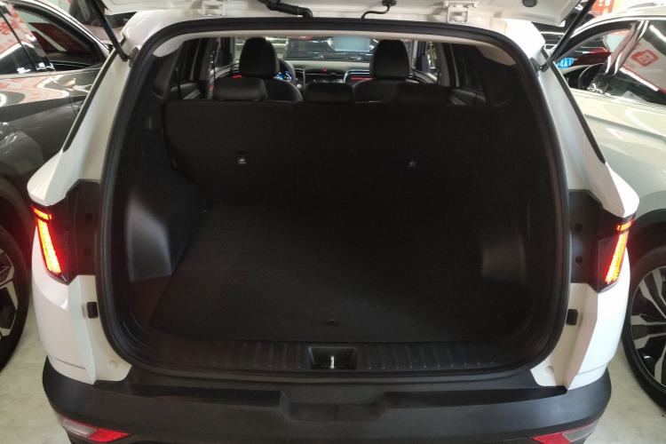 Used Hyundai Tucson 2021 Tucson L 1.5T DCT GLX Elite Edition Trunk