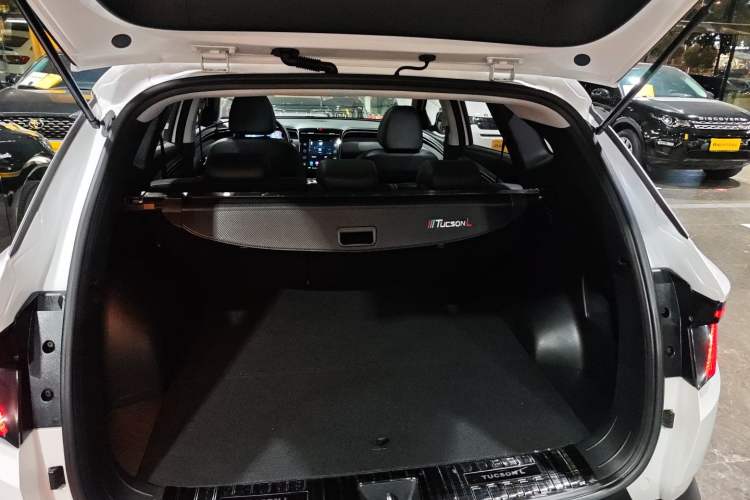 Used Hyundai Tucson 2021 Tucson L 1.5T DCT Luxury Prestige Edition Trunk
