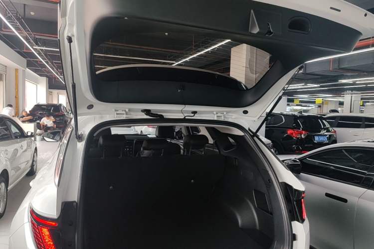 Used Hyundai Tucson 2021 Tucson L 1.5T DCT GLX Elite Edition Trunk