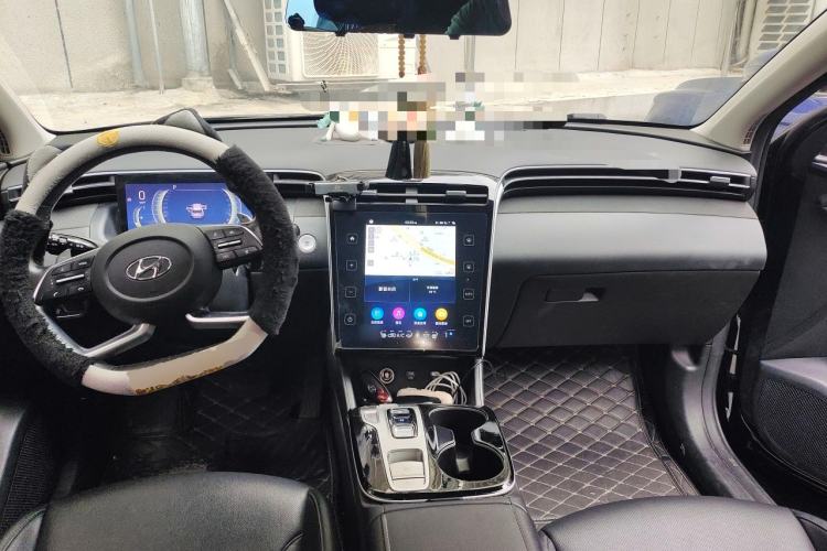 Used Hyundai Tucson 2022 Tucson L 1.5T DCT LUX Prestige Edition N Line Center Console