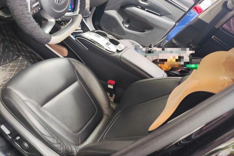 Used Hyundai Tucson 2022 Tucson L 1.5T DCT LUX Prestige Edition N Line Left Front Seat