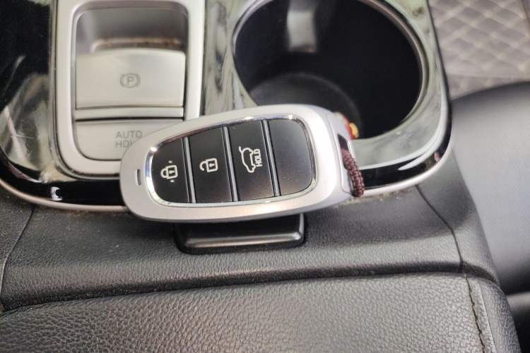 Used Hyundai Tucson 2022 Tucson L 1.5T DCT LUX Prestige Edition N Line Vehicle Key