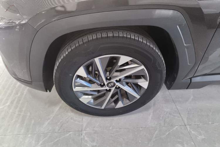 Used Hyundai Tucson 2022 Tucson L 1.5T DCT LUX Prestige Edition N Line Exterior 4
