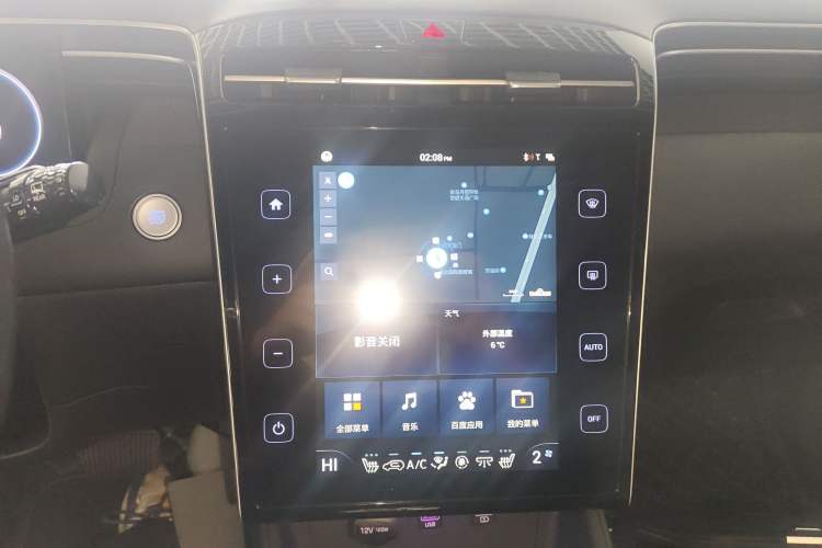 Used Hyundai Tucson 2022 Tucson L 2.0L Hybrid · Flagship Edition Audio And AC Panel