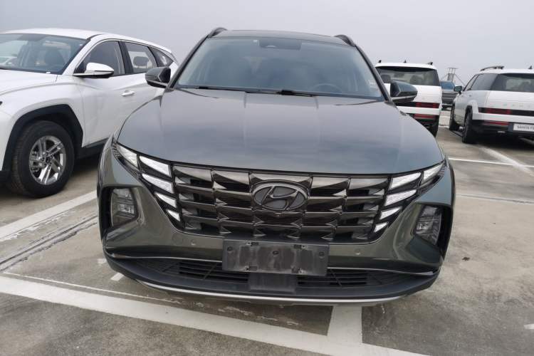 Used Hyundai Tucson 2022 Tucson L 2.0L Hybrid · Flagship Edition Front