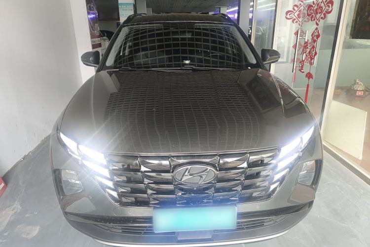 Used Hyundai Tucson 2022 Tucson L 2.0L Hybrid · Flagship Edition Front