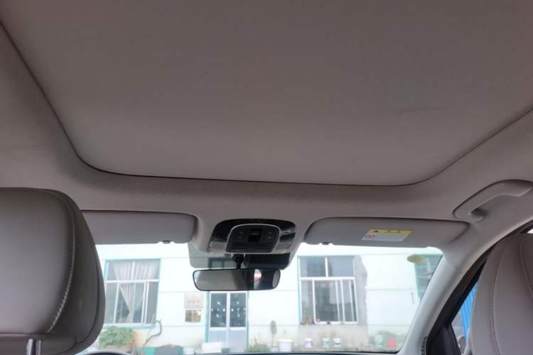Used Hyundai Tucson 2022 Tucson L 2.0L Hybrid - Prestige Edition Headliner