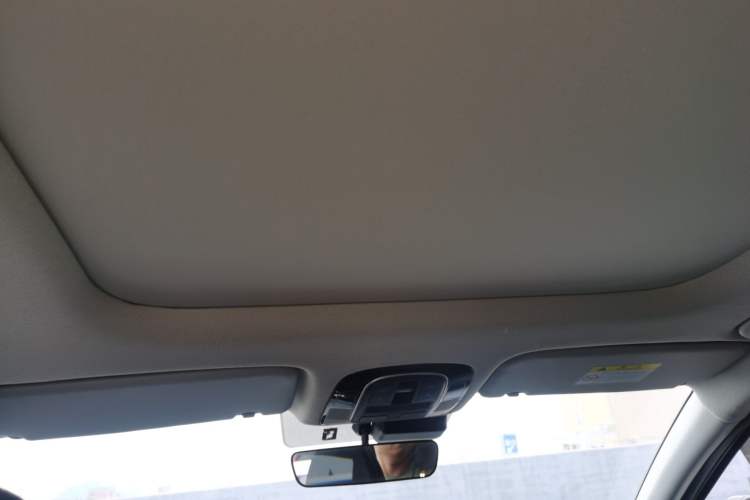 Used Hyundai Tucson 2022 Tucson L 2.0L Hybrid · Flagship Edition Headliner