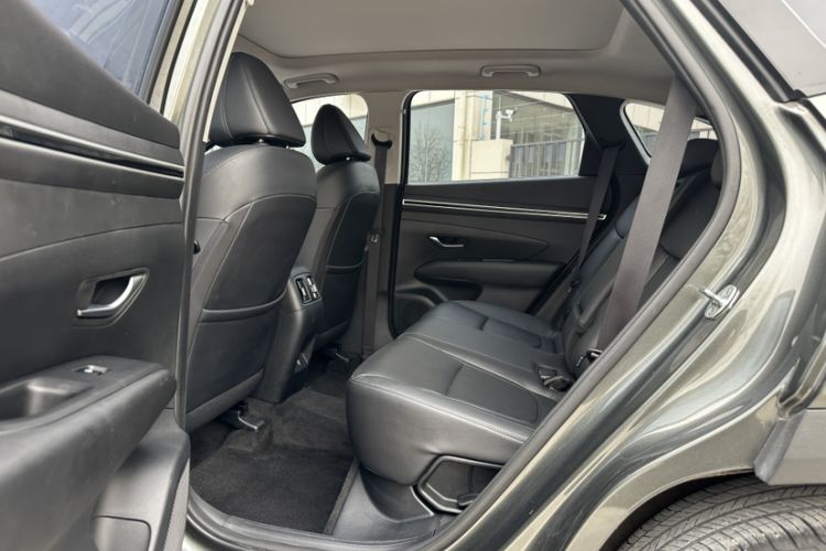 Used Hyundai Tucson 2022 Tucson L 1.5T DCT LUX Prestige Edition N Line Interior 1
