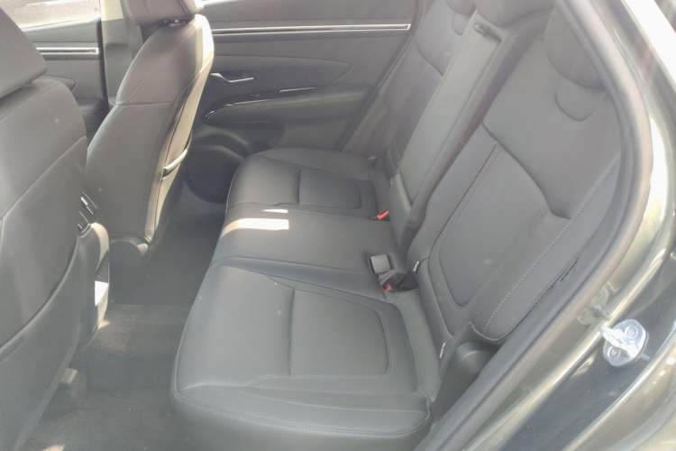 Used Hyundai Tucson 2022 Tucson L 1.5T DCT LUX Prestige Edition N Line Interior 4
