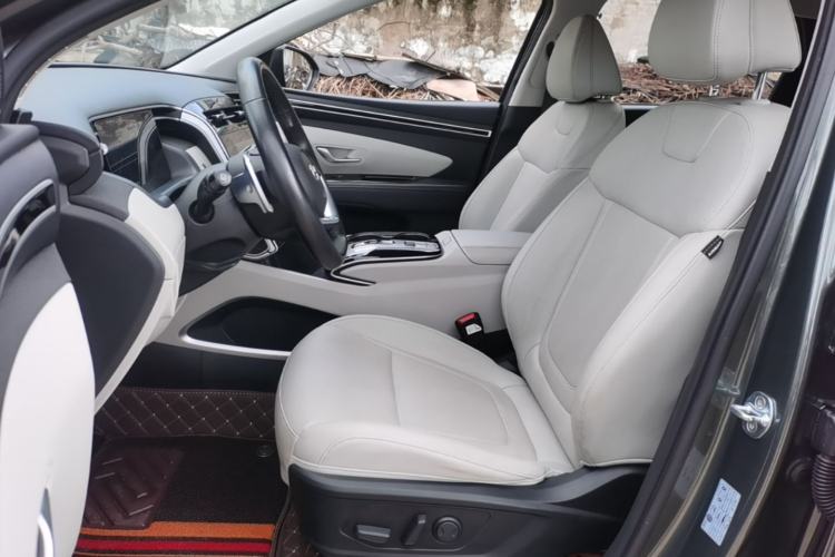 Used Hyundai Tucson 2022 Tucson L 2.0L Hybrid - Prestige Edition Left Front Seat