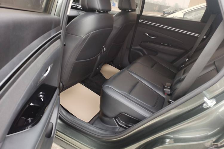 Used Hyundai Tucson 2022 Tucson L 2.0L Hybrid · Flagship Edition Left Rear Seat