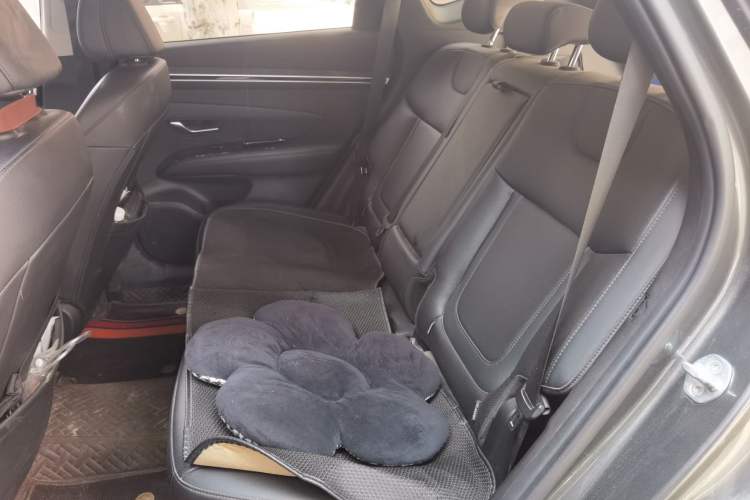 Used Hyundai Tucson 2022 Tucson L 1.5T DCT LUX Prestige Edition N Line Left Rear Seat