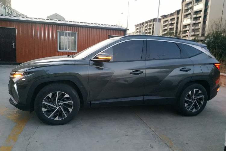 Used Hyundai Tucson 2022 Tucson L 2.0L Hybrid · Flagship Edition Left Side