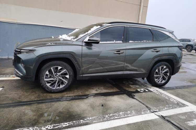 Used Hyundai Tucson 2022 Tucson L 2.0L Hybrid · Flagship Edition Left Side