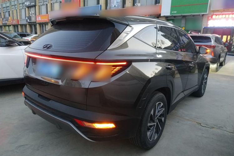 Used Hyundai Tucson 2022 Tucson L 2.0L Hybrid · Flagship Edition Rear Right 45 Deg