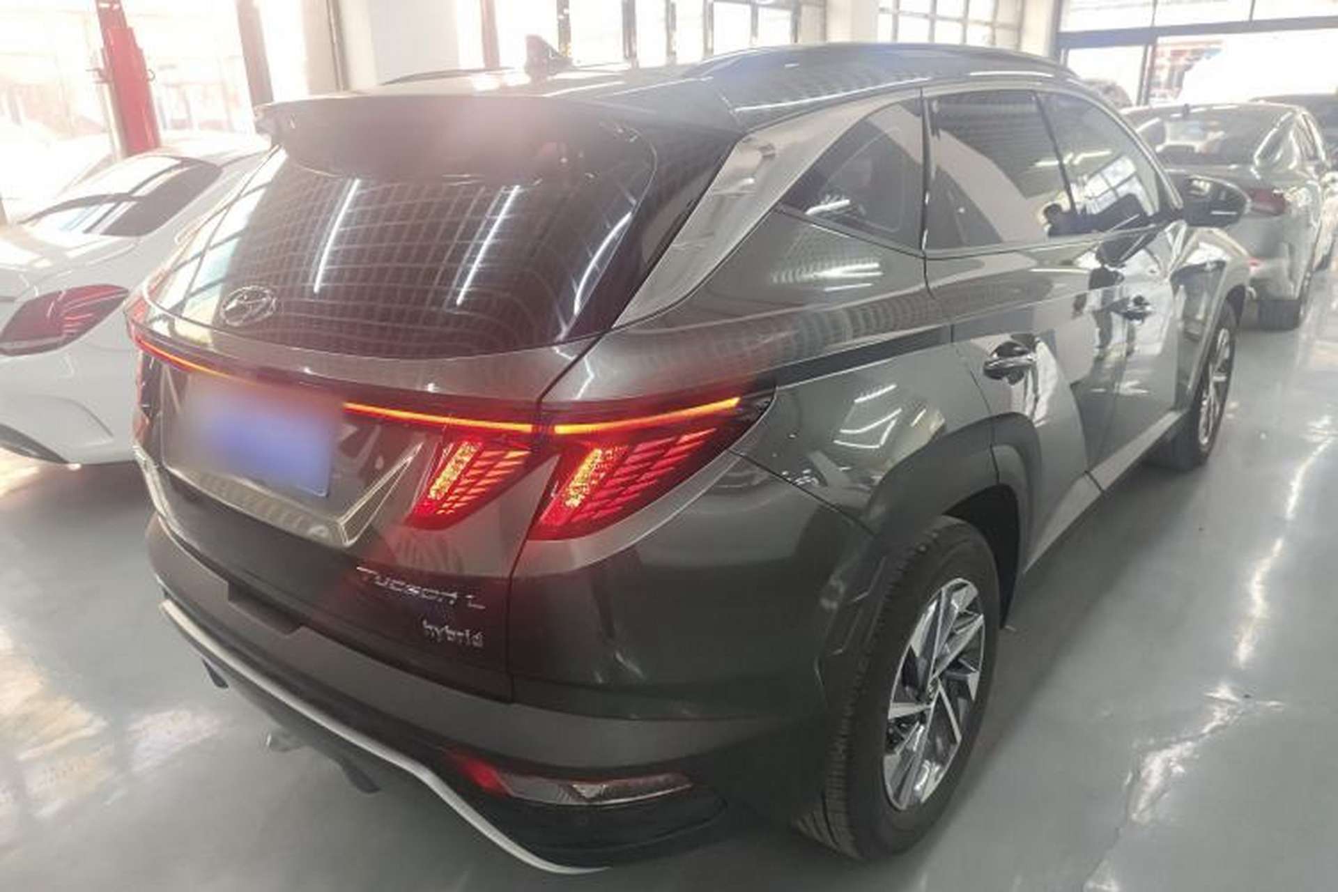 Used Hyundai Tucson 2022 Tucson L 2.0L Hybrid · Flagship Edition Rear Right 45 Deg