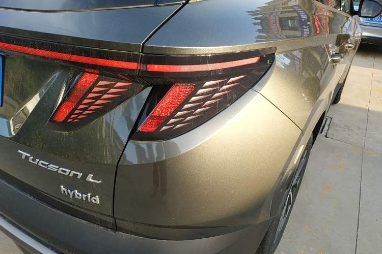 Used Hyundai Tucson 2022 Tucson L 2.0L Hybrid · Flagship Edition Right Rear Taillight