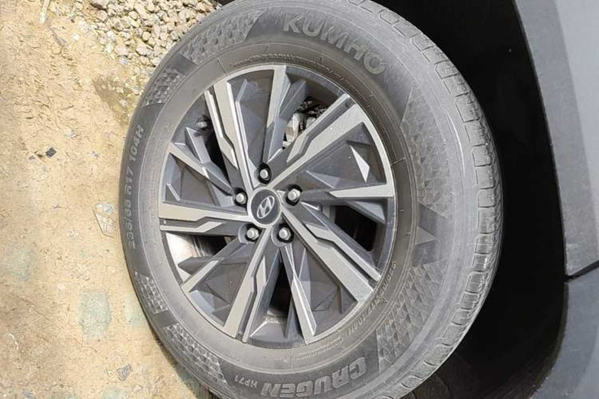 Used Hyundai Tucson 2022 Tucson L 2.0L Hybrid – Smart Enjoyment Version Right Rear Wheel Hub
