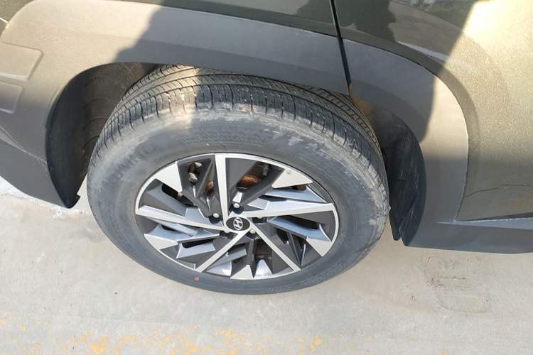 Used Hyundai Tucson 2022 Tucson L 2.0L Hybrid · Flagship Edition Right Rear Wheel Hub
