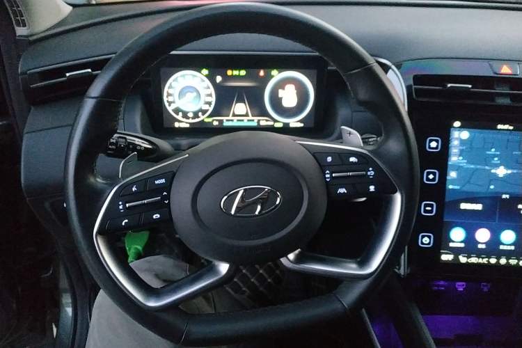 Used Hyundai Tucson 2022 Tucson L 2.0L Hybrid · Flagship Edition Steering Wheel