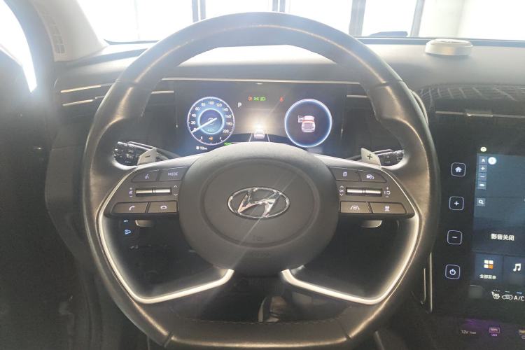 Used Hyundai Tucson 2022 Tucson L 2.0L Hybrid · Flagship Edition Steering Wheel
