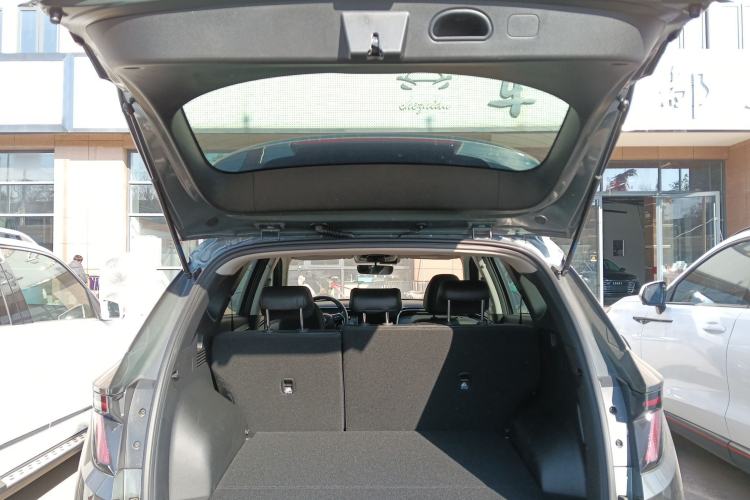 Used Hyundai Tucson 2022 Tucson L 1.5T DCT LUX Prestige Edition N Line Trunk