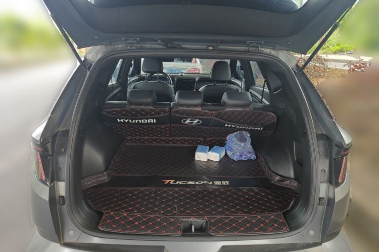 Used Hyundai Tucson 2022 Tucson L 1.5T DCT LUX Prestige Edition N Line Trunk