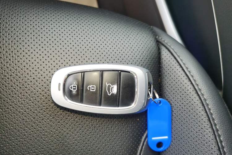 Used Hyundai Tucson 2022 Tucson L 2.0L Hybrid · Flagship Edition Vehicle Key