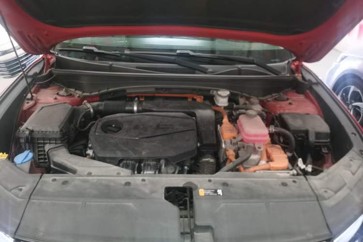 Used Hyundai Tucson 2022 Tucson L 2.0L Hybrid · Flagship Edition Engine Bay