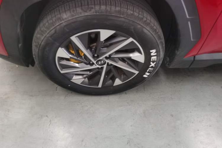 Used Hyundai Tucson 2022 Tucson L 2.0L Hybrid · Flagship Edition Left Front Wheel Hub