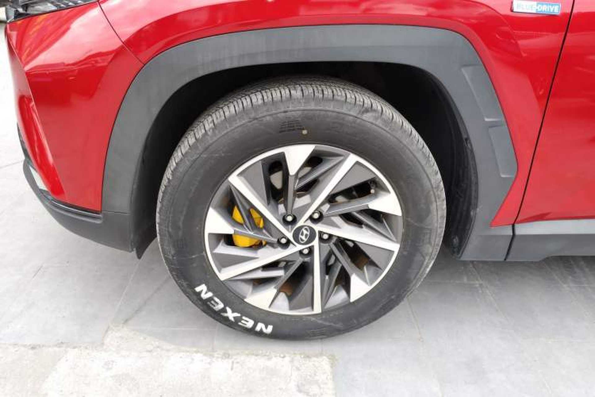 Used Hyundai Tucson 2022 Tucson L 2.0L Hybrid · Flagship Edition Left Front Wheel Hub