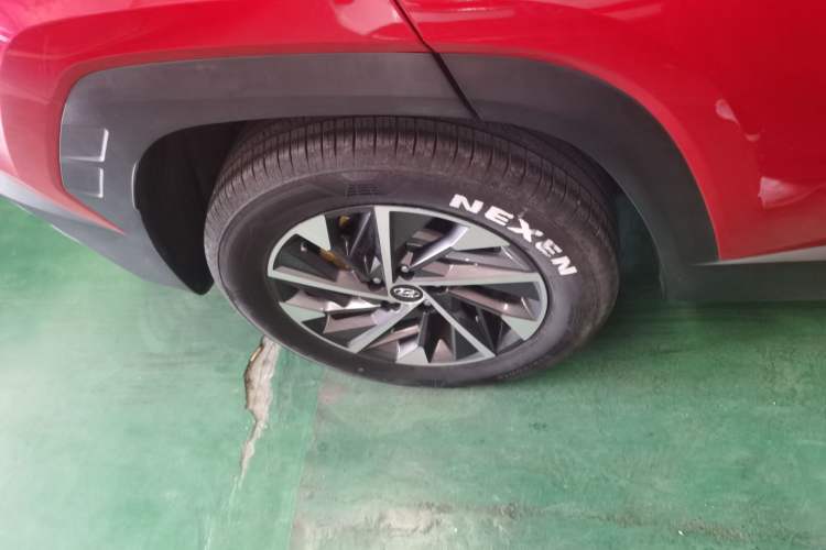 Used Hyundai Tucson 2022 Tucson L 2.0L Hybrid · Flagship Edition Right Rear Wheel Hub