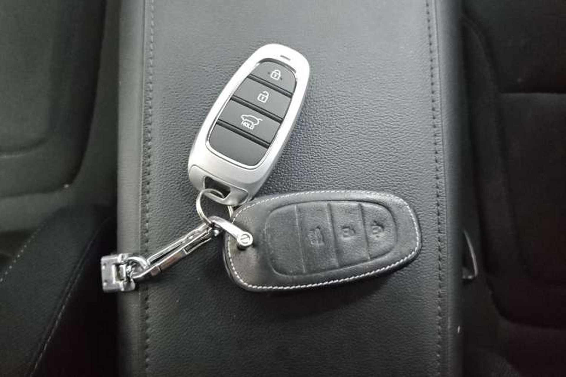 Used Hyundai Tucson 2022 Tucson L 2.0L Hybrid – Smart Enjoyment Version Vehicle Key