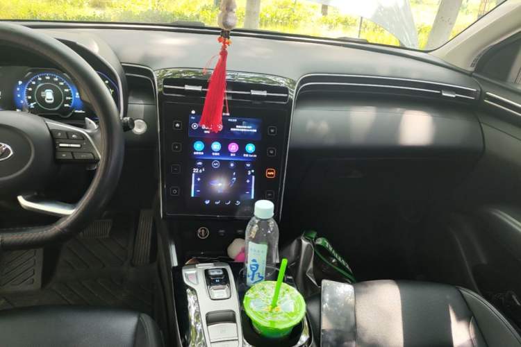 Used Hyundai Tucson 2022 Tucson L 1.5T DCT LUX Prestige Edition N Line Audio And AC Panel