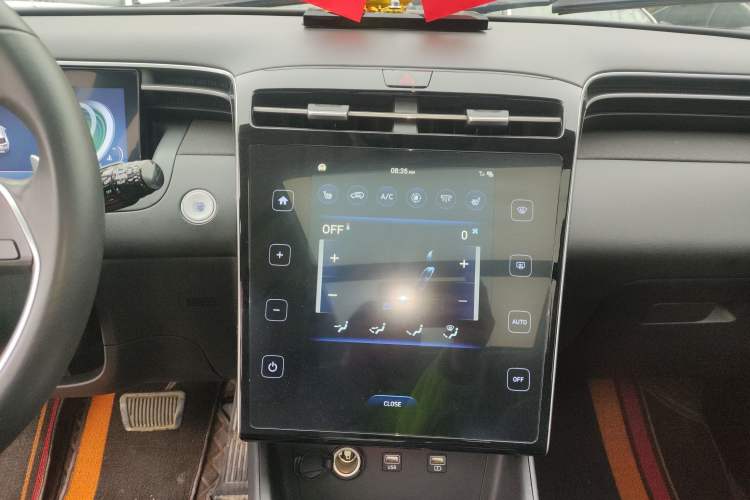 Used Hyundai Tucson 2022 Tucson L 1.5T DCT LUX Prestige Edition N Line Audio And AC Panel