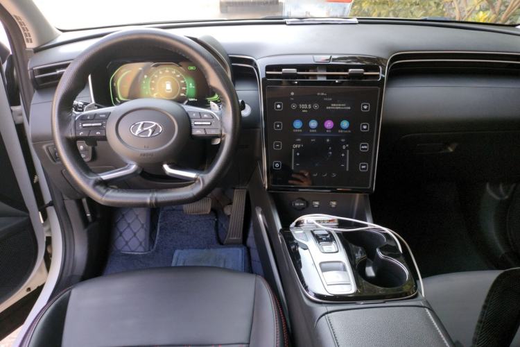 Used Hyundai Tucson 2022 Tucson L 2.0L Hybrid – Smart Enjoyment Version Center Console