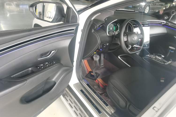 Used Hyundai Tucson 2022 Tucson L 2.0L Hybrid – Smart Enjoyment Version Driver Seat