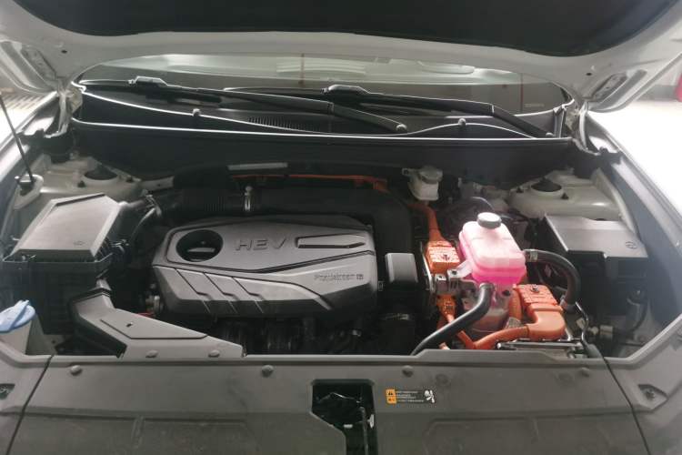 Used Hyundai Tucson 2022 Tucson L 2.0L Hybrid – Smart Enjoyment Version Engine Bay