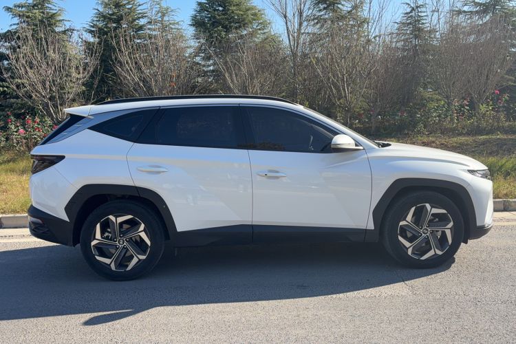 Used Hyundai Tucson 2022 Tucson L 1.5T DCT LUX Prestige Edition N Line Exterior 2