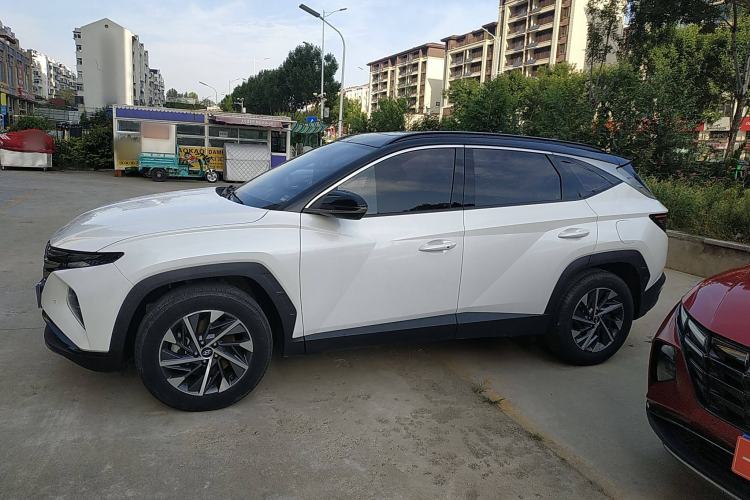 Used Hyundai Tucson 2022 Tucson L 2.0L Hybrid · Flagship Edition Exterior 3