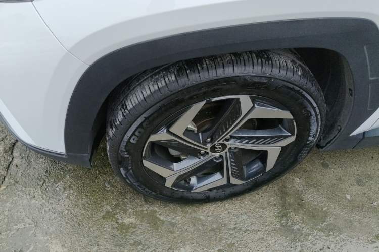 Used Hyundai Tucson 2022 Tucson L 1.5T DCT LUX Prestige Edition N Line Exterior 4